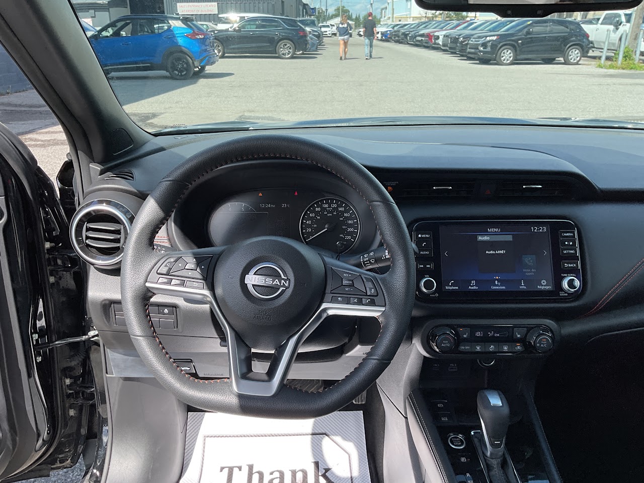 2023 Nissan Kicks — photo 23 of 34