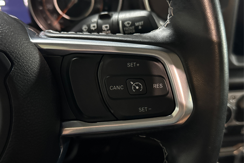 2021 Jeep Wrangler — photo 28 of 32
