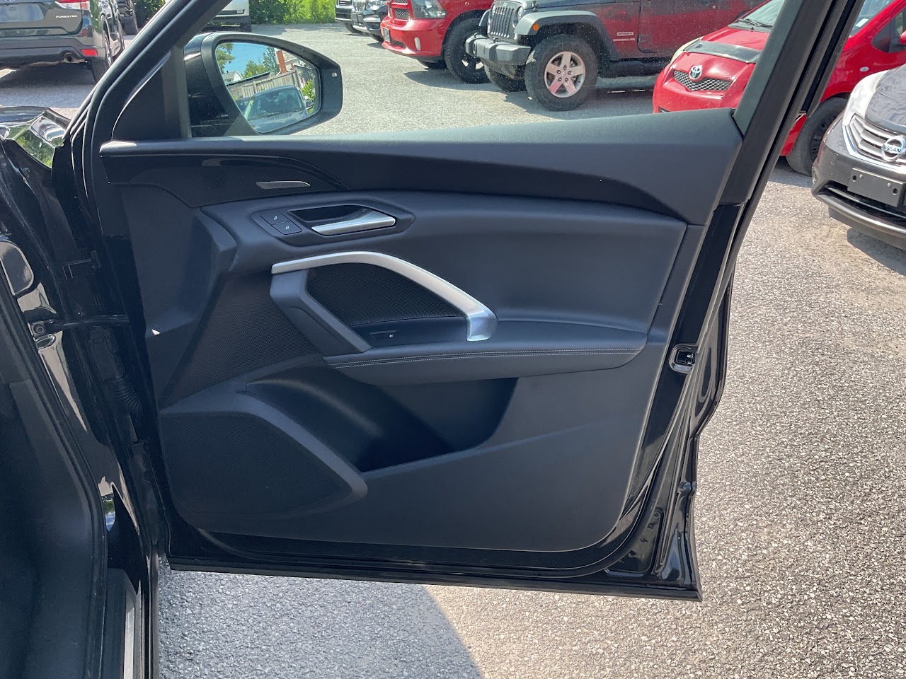 2025 Audi Q5 — photo 31 of 34