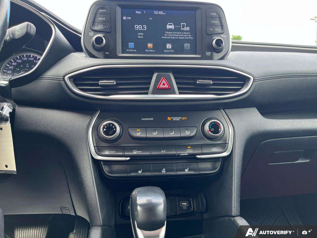 2019 Hyundai Santa Fe — photo 19 of 25