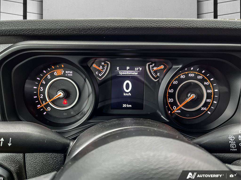 2026 Jeep Wrangler — photo 14 de 24