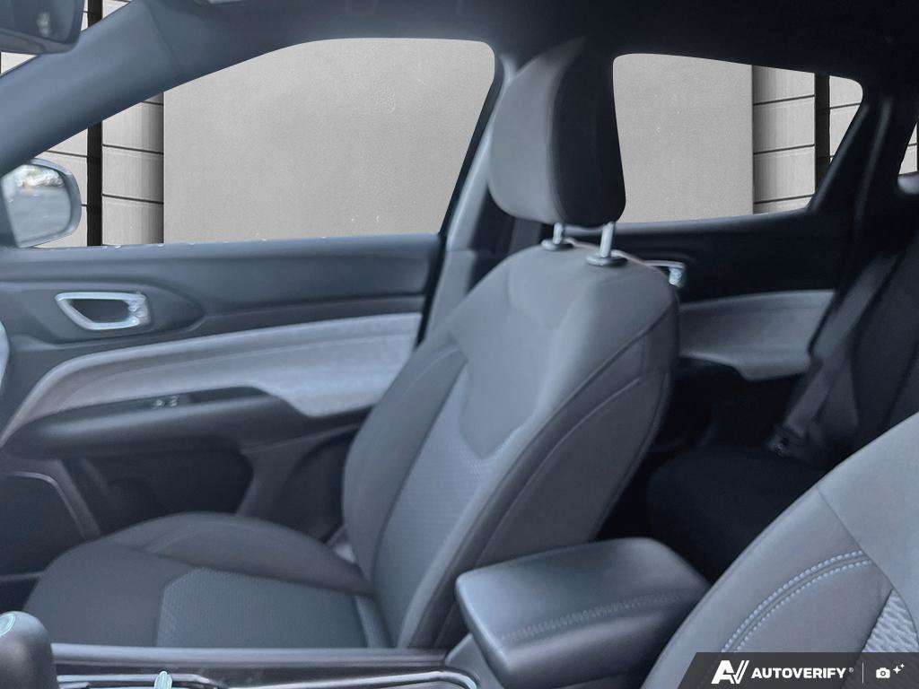 2026 Jeep Compass — photo 20 de 25