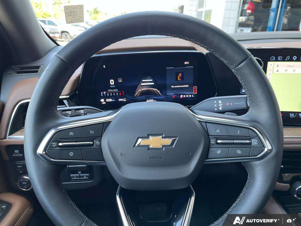 2025 Chevrolet Suburban — photo 14 of 25