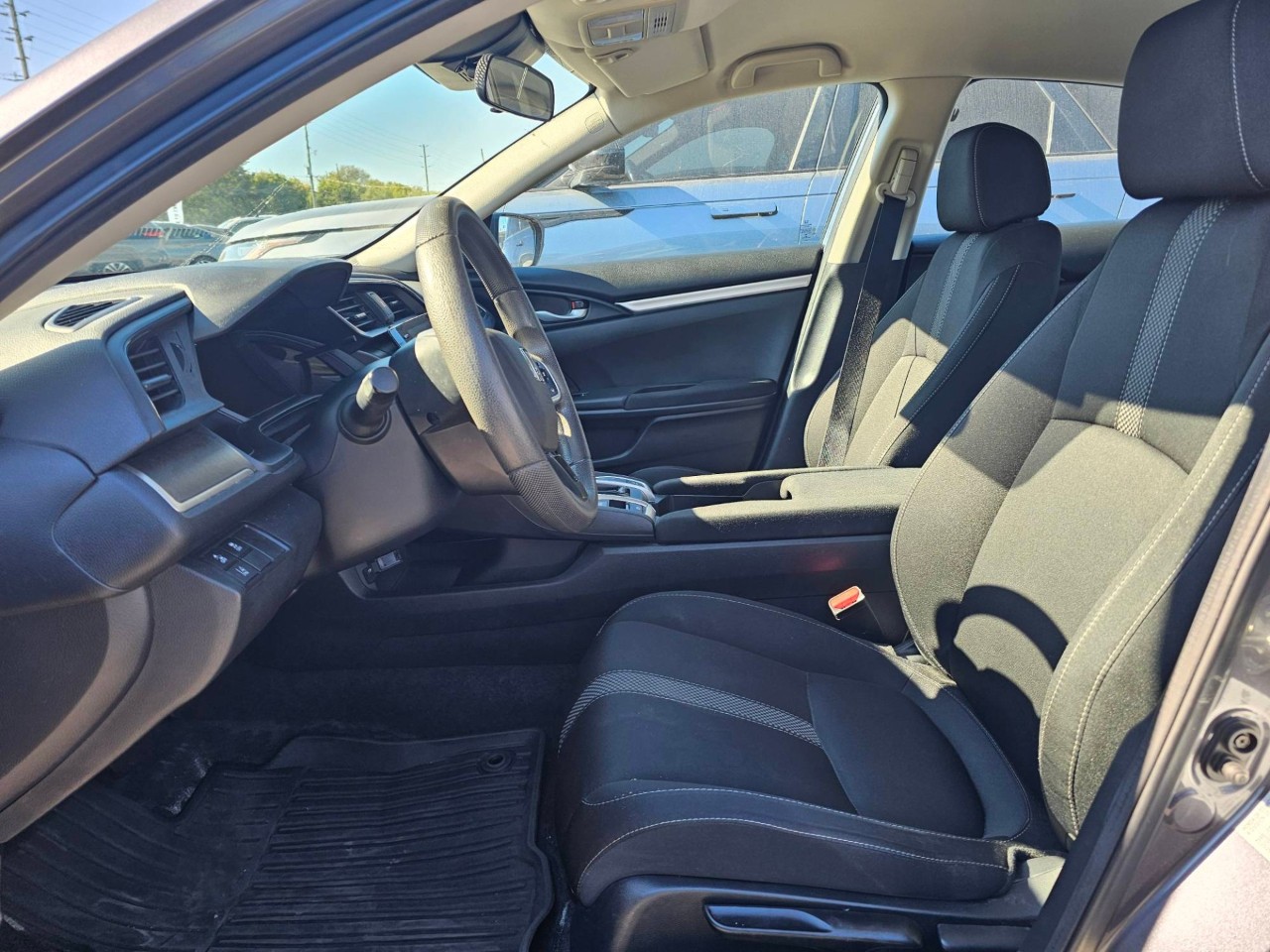 2020 Honda Civic Sedan — photo 10 de 23