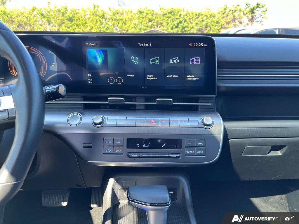 2025 Hyundai Kona — photo 19 of 25