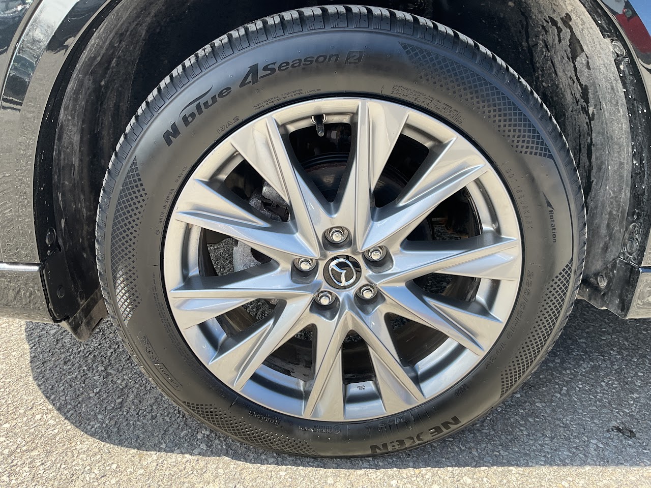2025 Mazda CX-5 — photo 12 of 33