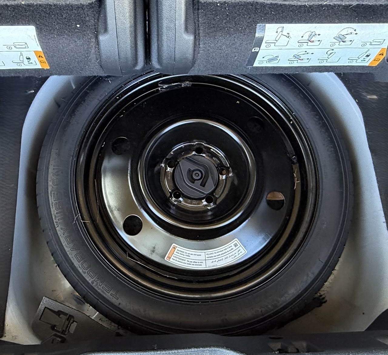 2018 Ford Flex — photo 42 of 48