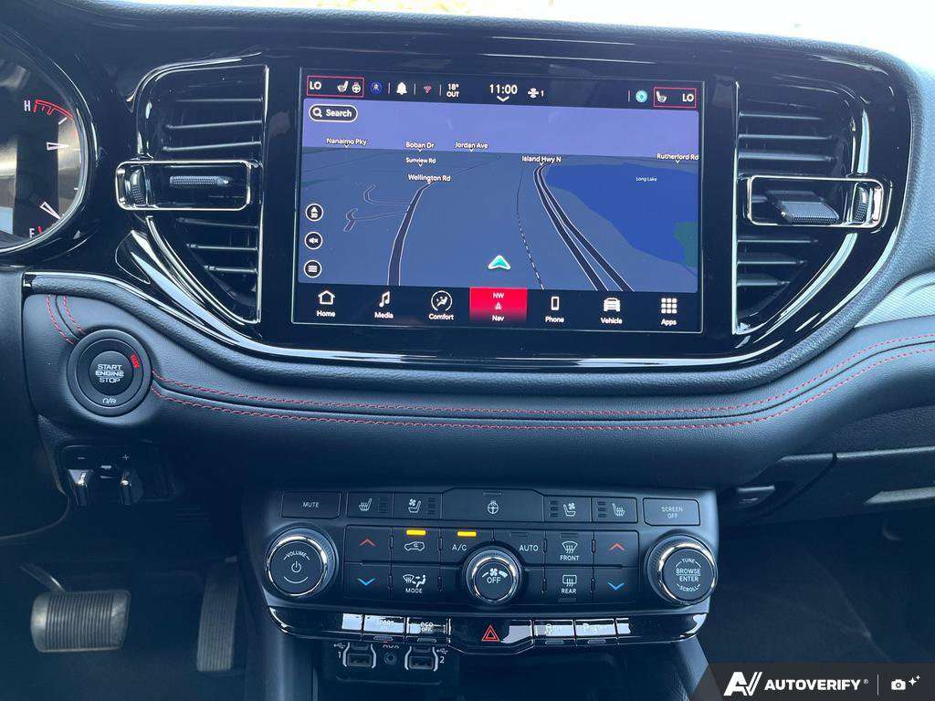 2025 Dodge Durango — photo 19 of 25