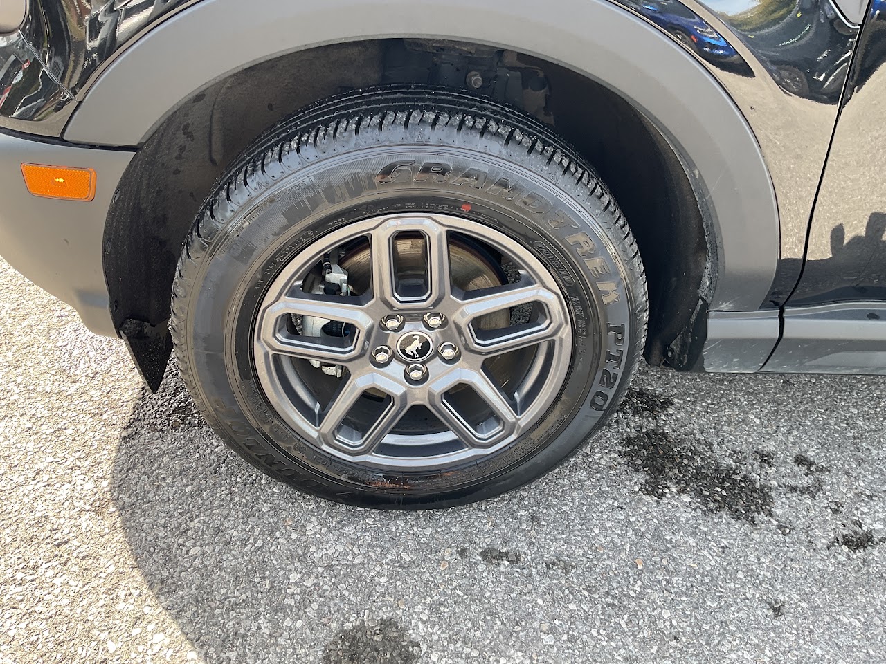 2025 Ford Bronco Sport — photo 17 of 34