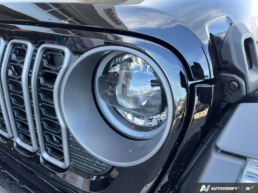 2026 Jeep Wrangler — photo 8 of 25