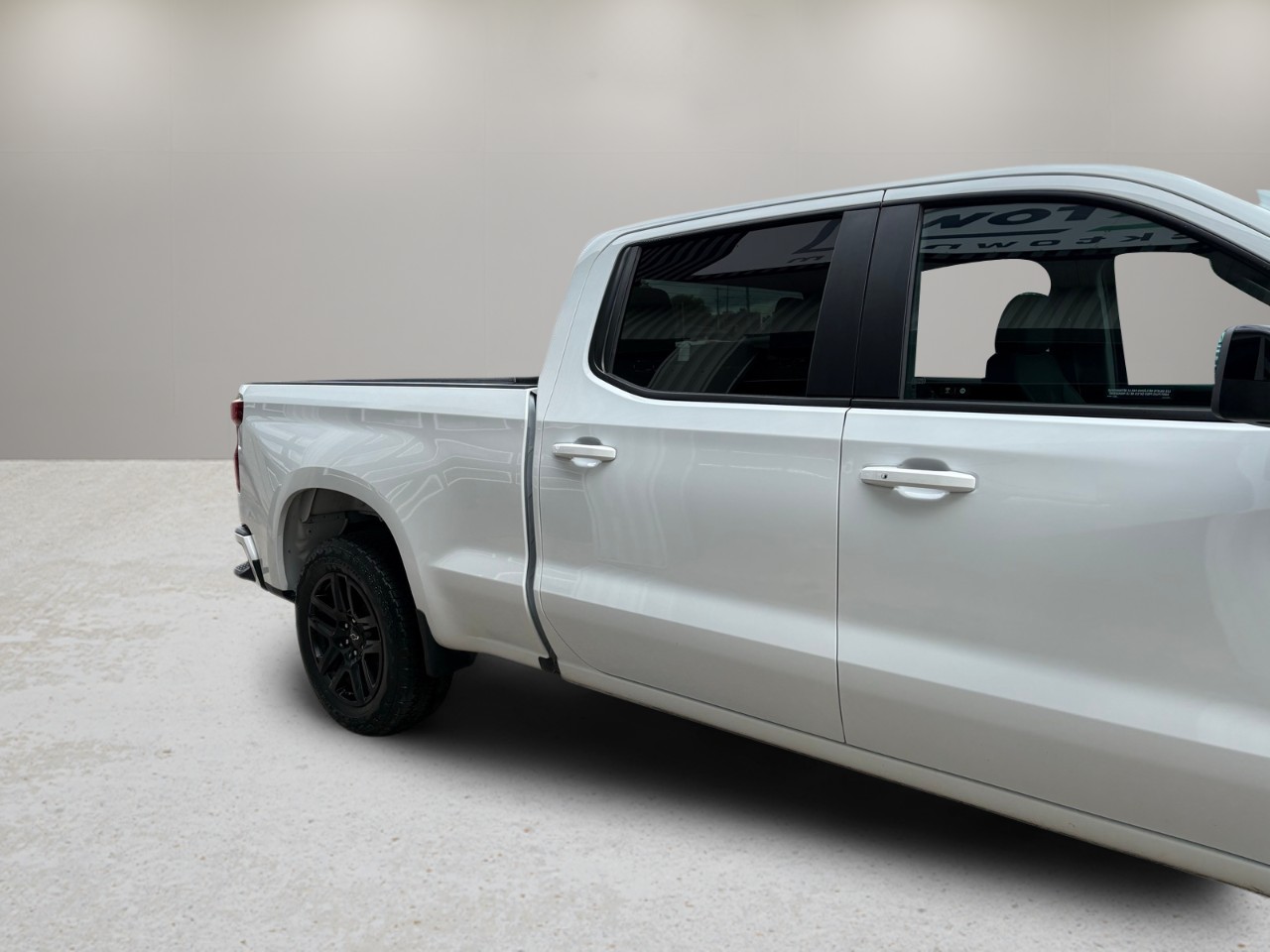 2024 Chevrolet Silverado 1500 — photo 6 of 16