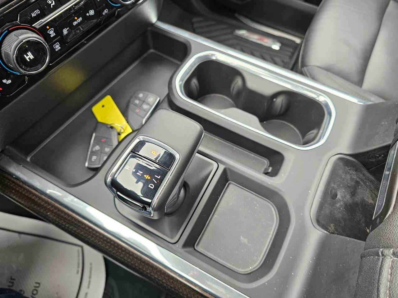 2025 Chevrolet Silverado 1500 — photo 13 of 20
