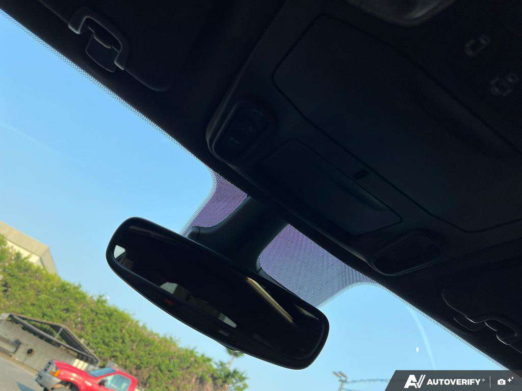 2025 Chrysler Pacifica — photo 21 de 25