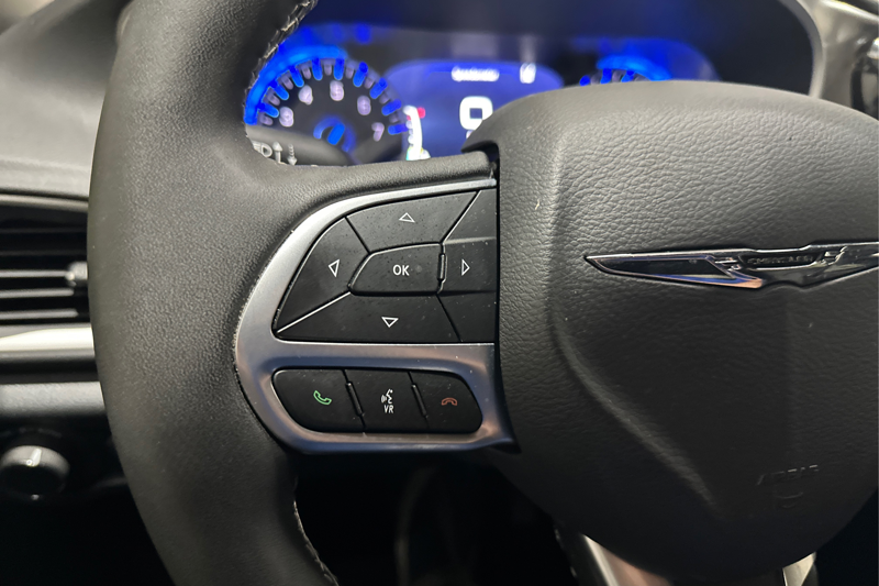 2026 Chrysler Grand Caravan — photo 24 of 28
