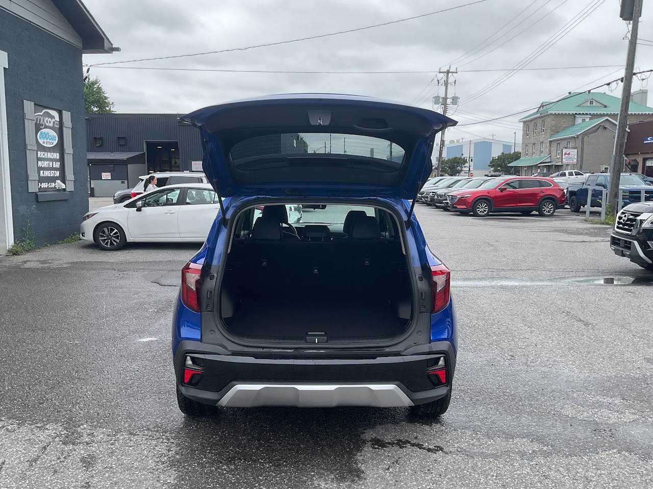 2025 Kia Seltos — photo 9 of 34