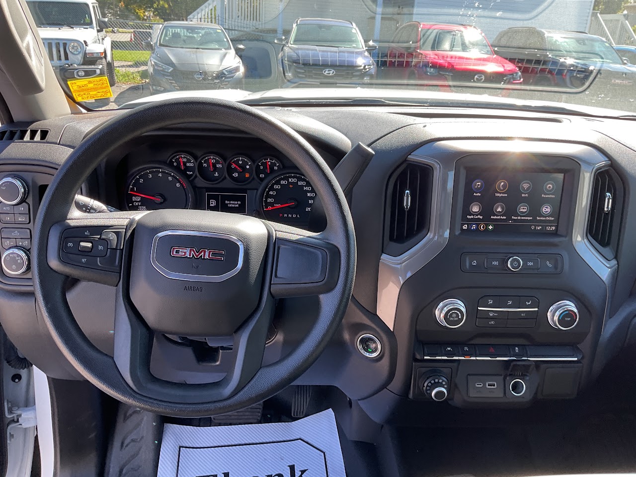 2025 GMC Sierra 1500 — photo 25 de 34