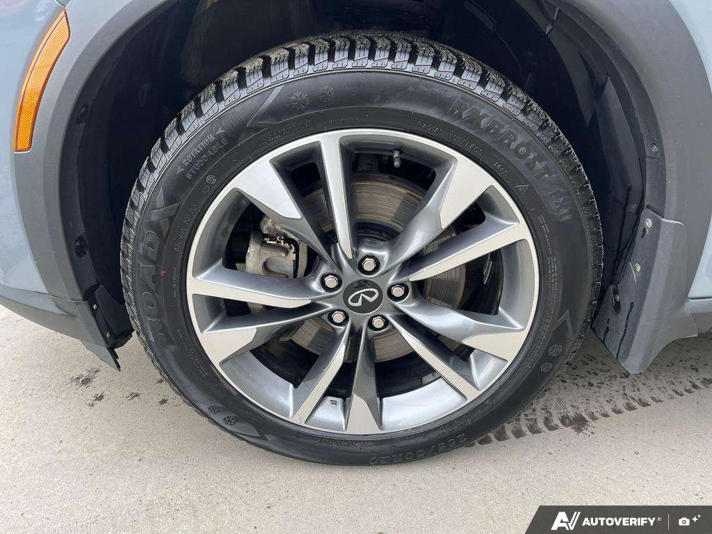2025 Infiniti QX60 — photo 7 of 25
