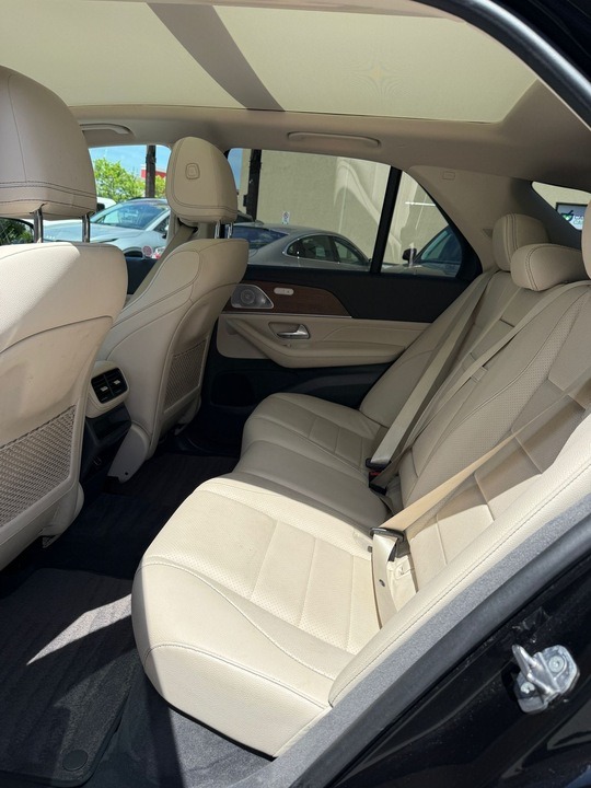 2020 Mercedes-Benz GLE 450 — photo 15 of 27