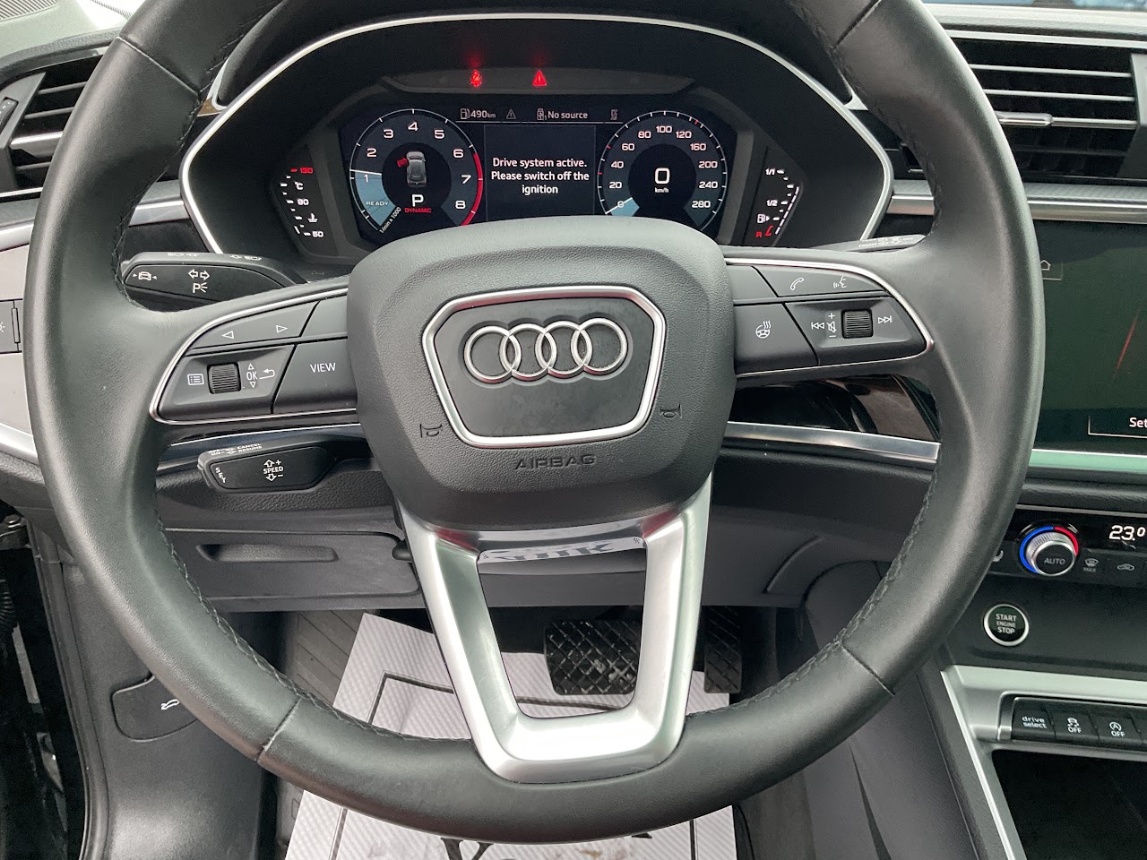 2025 Audi Q3 — photo 29 de 35