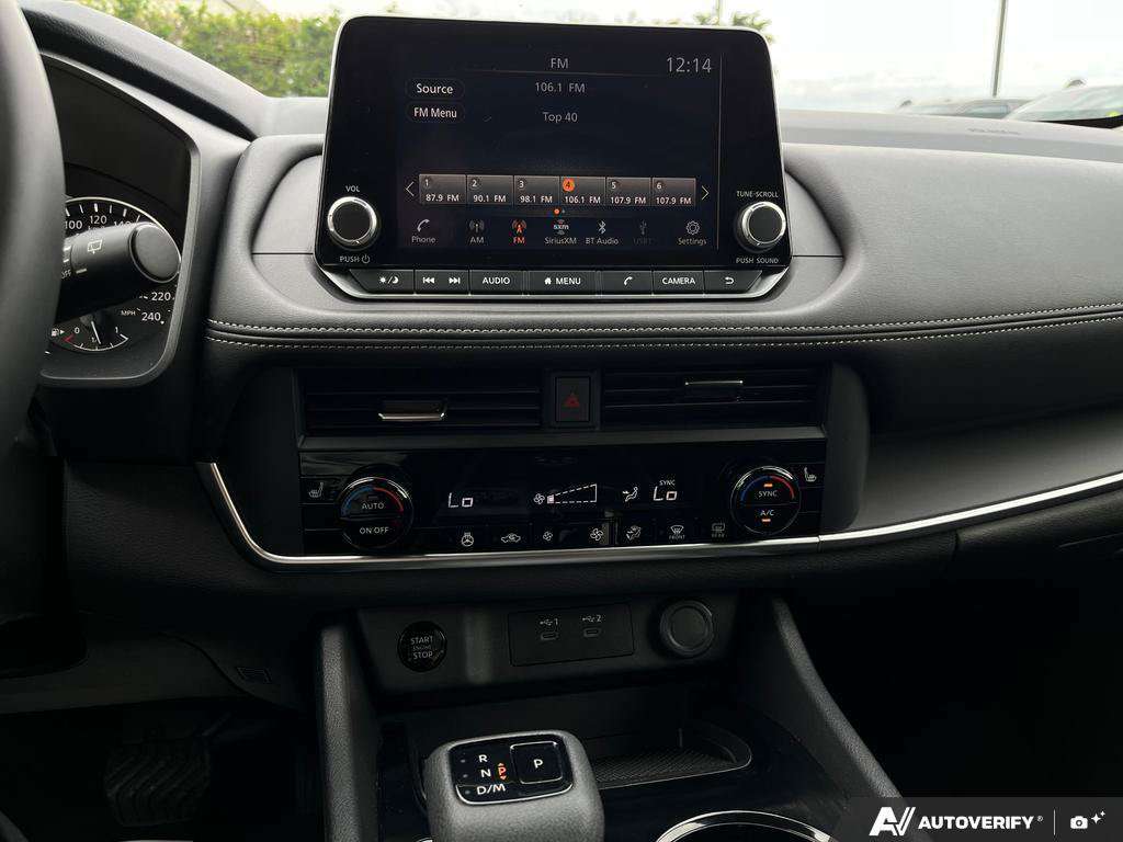2025 Nissan Rogue — photo 19 of 25