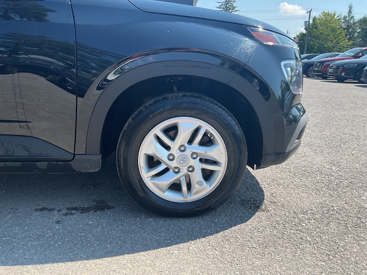 2024 Hyundai Venue — photo 12 of 34