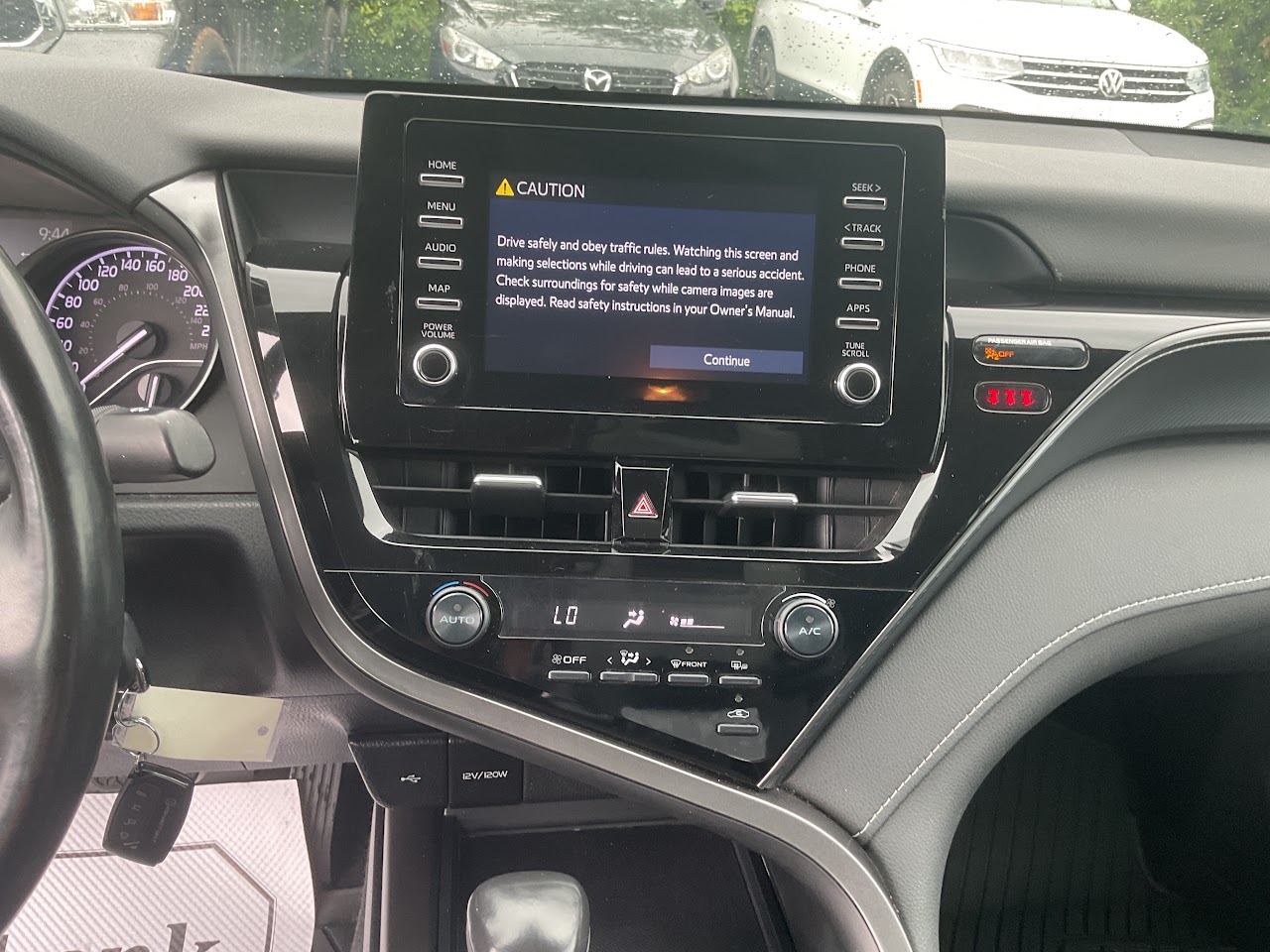 2023 Toyota Camry — photo 28 of 34