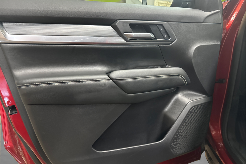 2025 GMC Terrain — photo 18 of 34