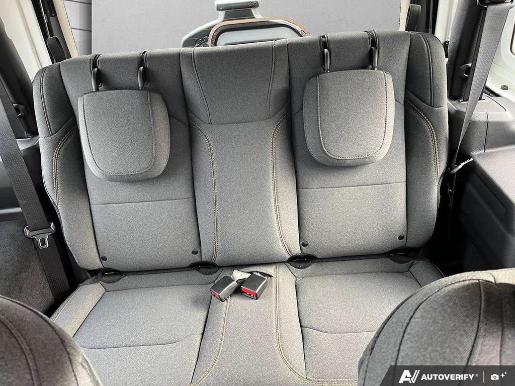 2026 Jeep Wrangler — photo 23 de 25