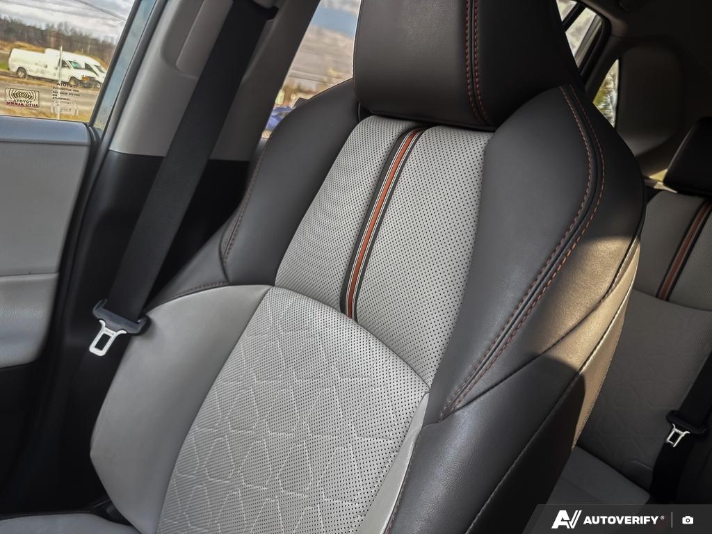2019 Toyota RAV4 — photo 20 de 25