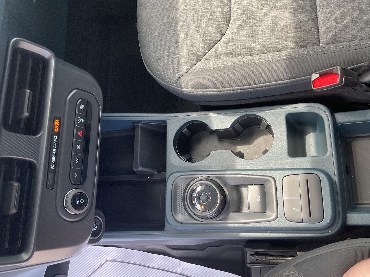2025 Ford Maverick — photo 29 of 34