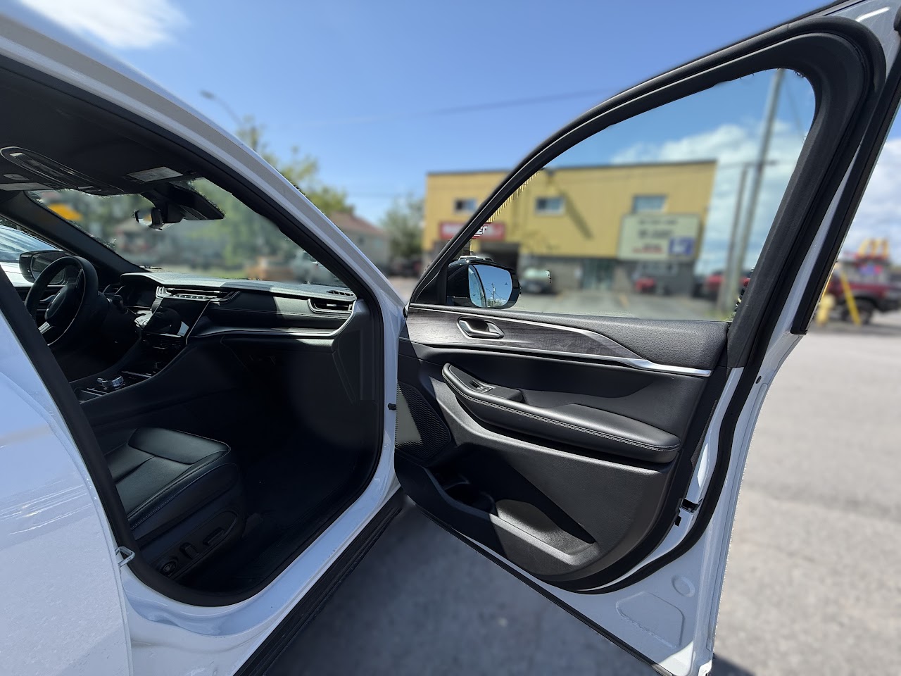 2024 Jeep Grand Cherokee — photo 15 de 67
