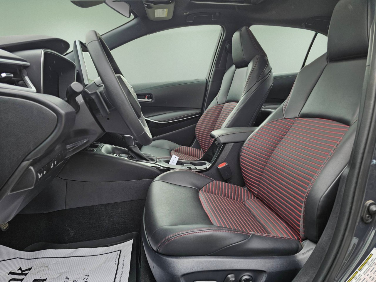 2025 Toyota Corolla — photo 5 de 21