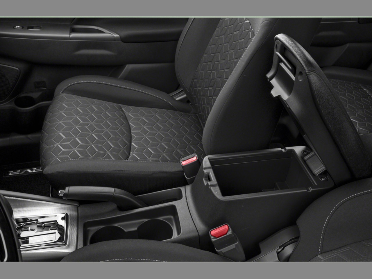 2023 Mitsubishi RVR — photo 13 of 15