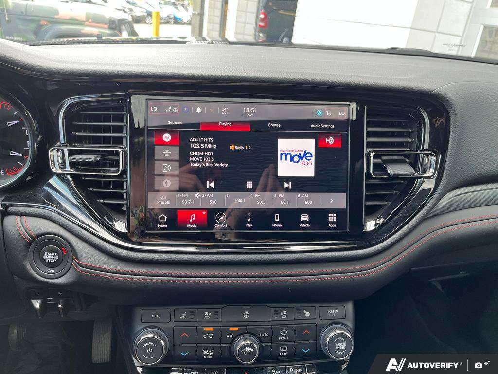 2025 Dodge Durango — photo 19 of 25