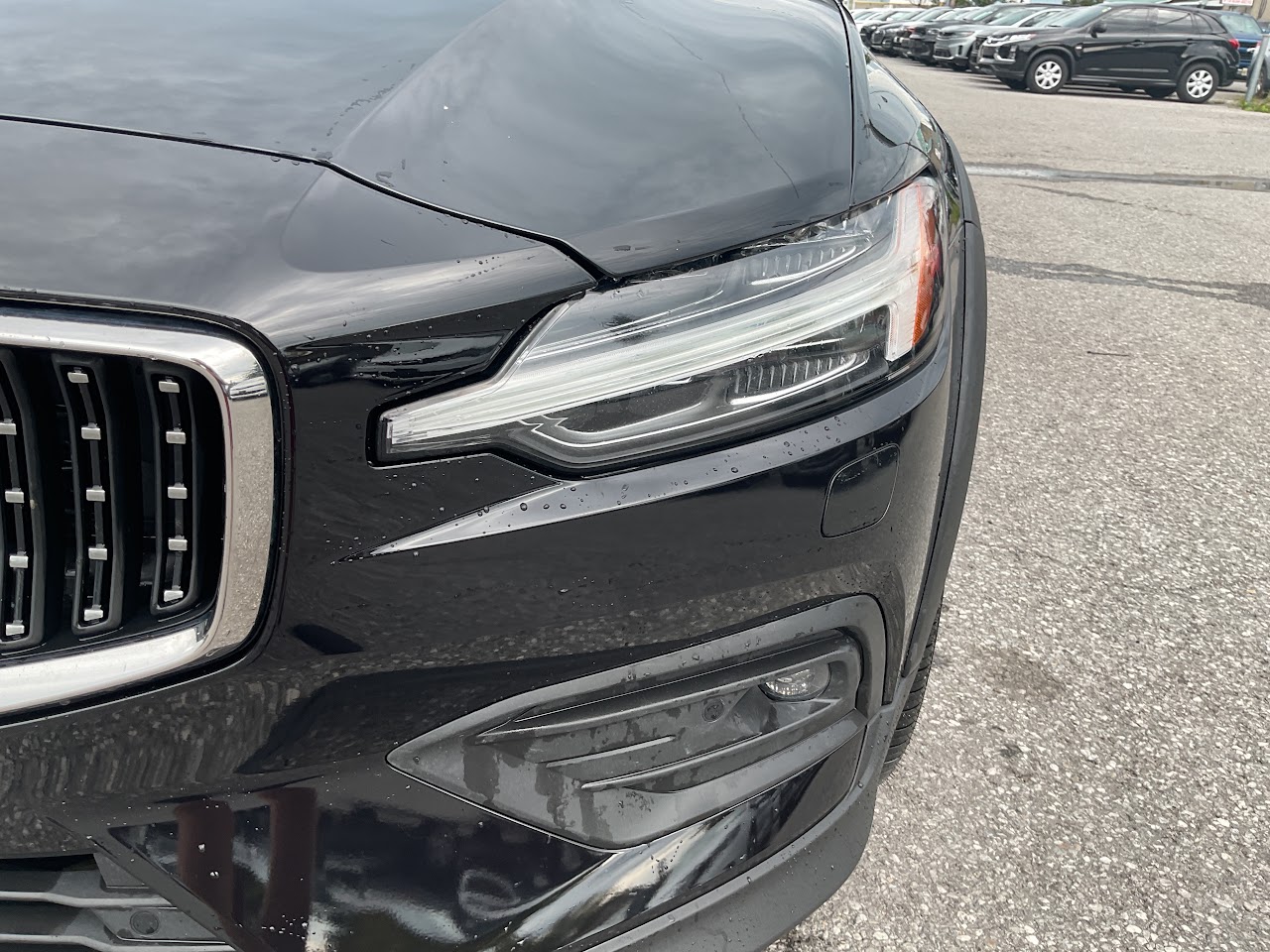 2024 Volvo V60 Cross Country — photo 15 de 34