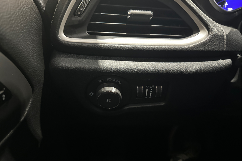 2025 Chrysler Pacifica — photo 15 de 27