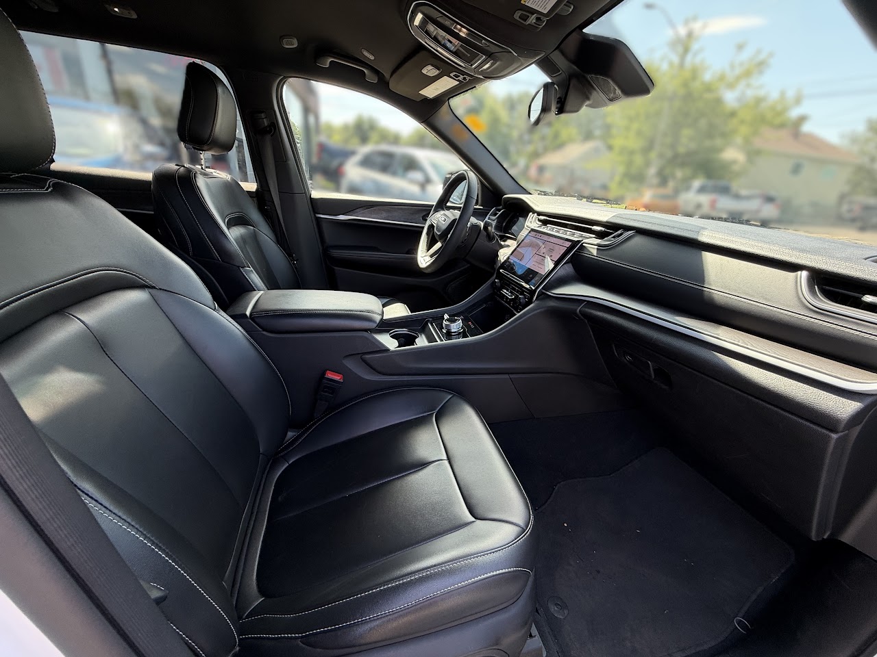 2024 Jeep Grand Cherokee — photo 35 de 67