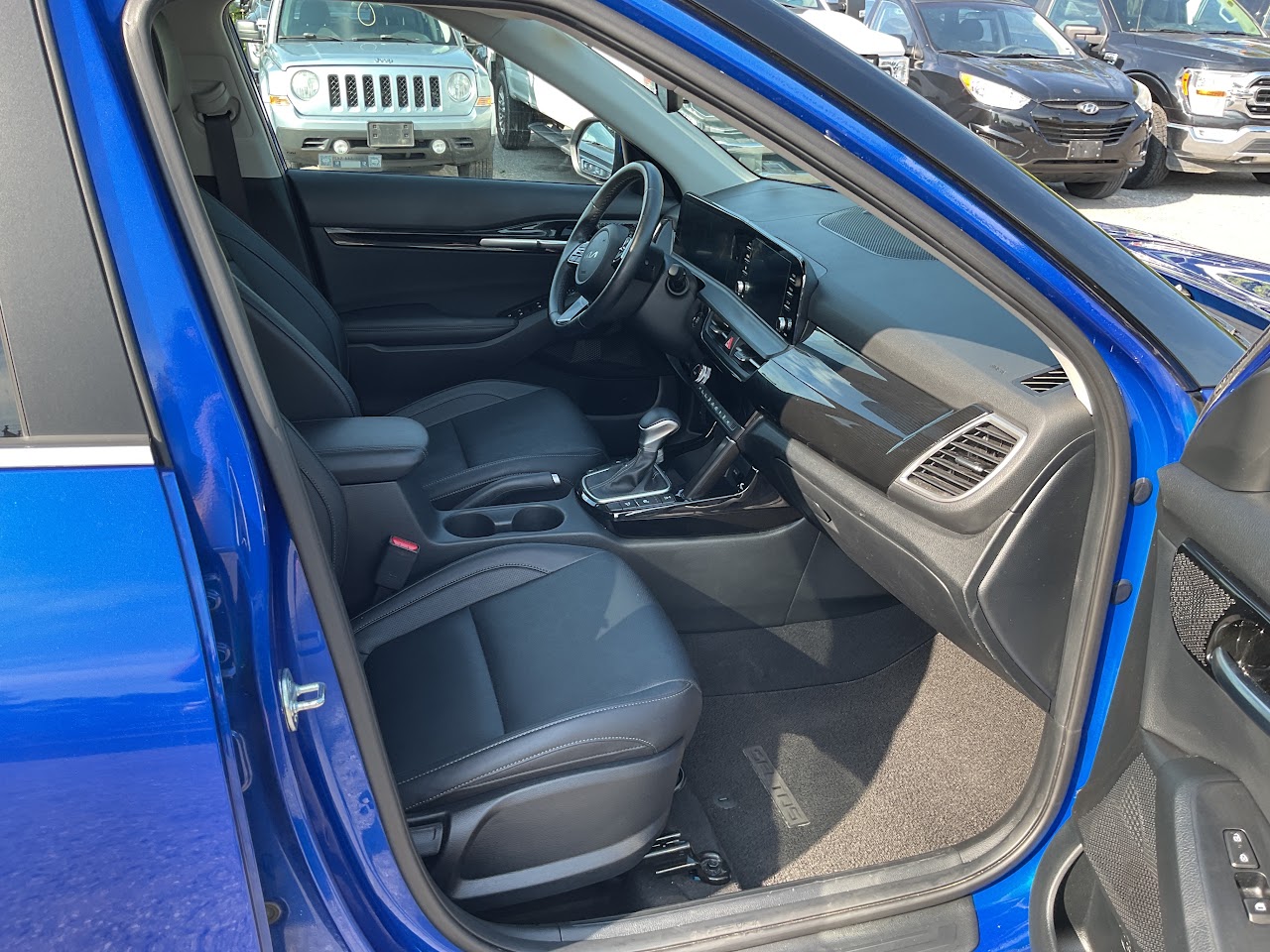 2025 Kia Seltos — photo 21 of 34