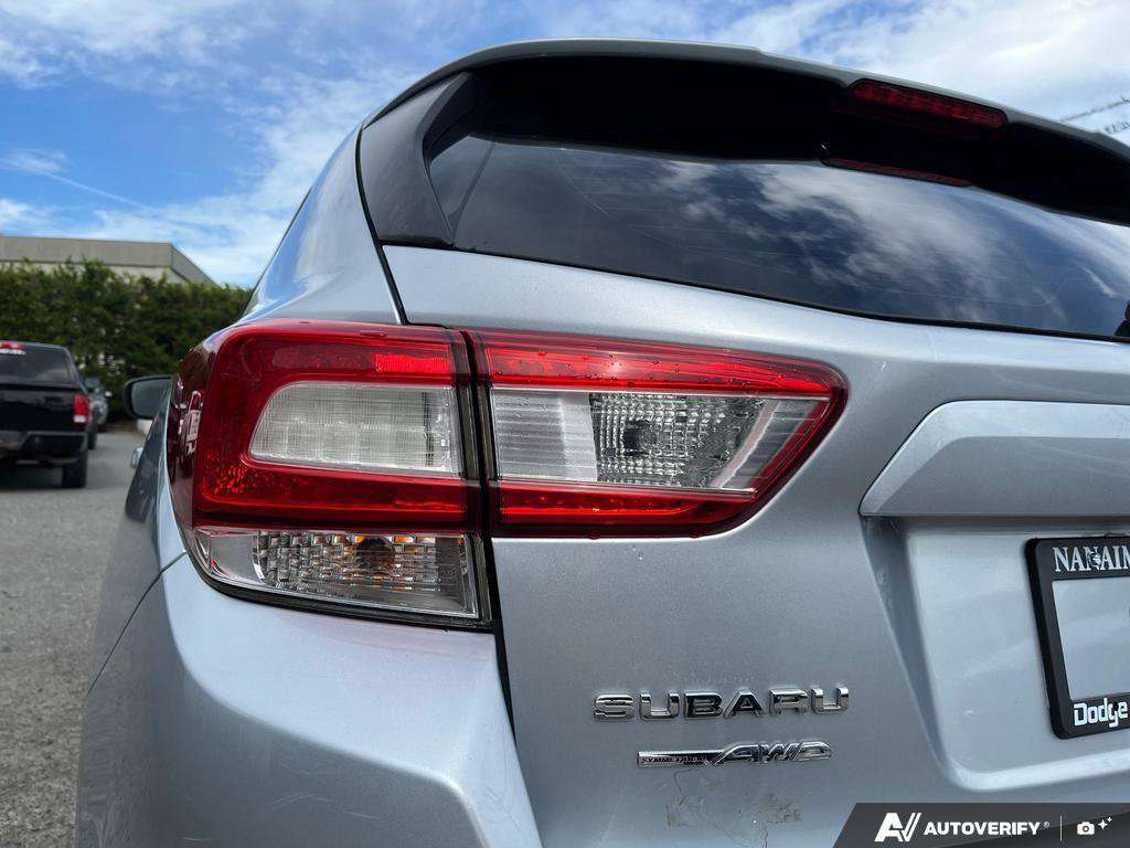 2019 Subaru Impreza — photo 11 of 25