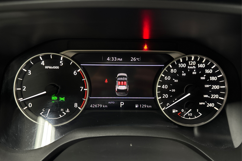 2025 Nissan Rogue — photo 14 of 33