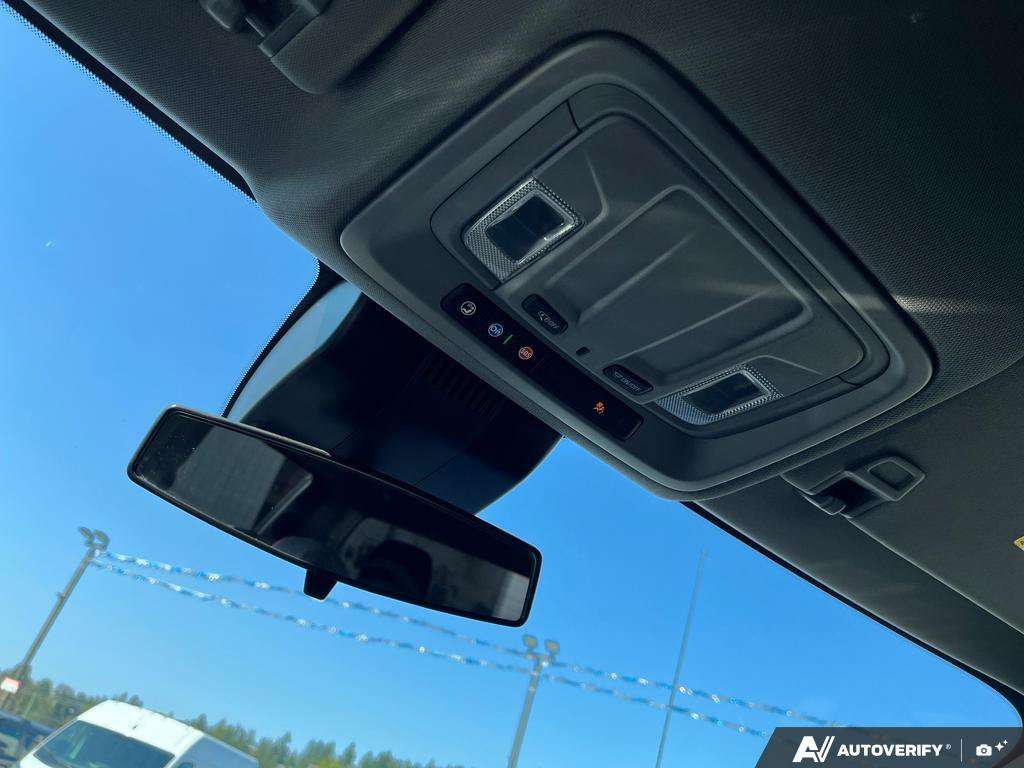 2024 Chevrolet Silverado 1500 — photo 21 of 25