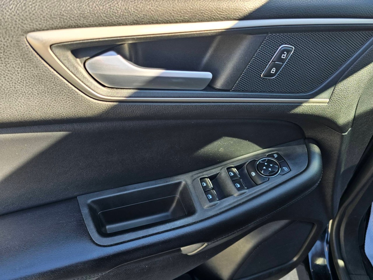 2021 Ford Edge — photo 29 of 34