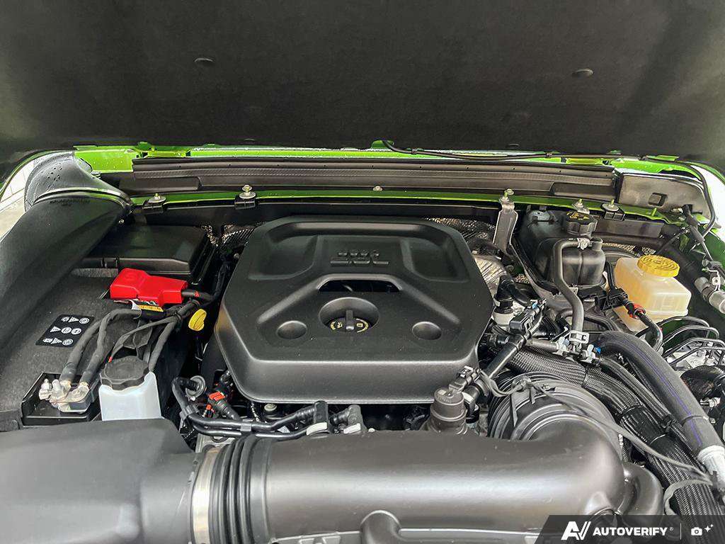 2025 Jeep Wrangler — photo 10 of 25