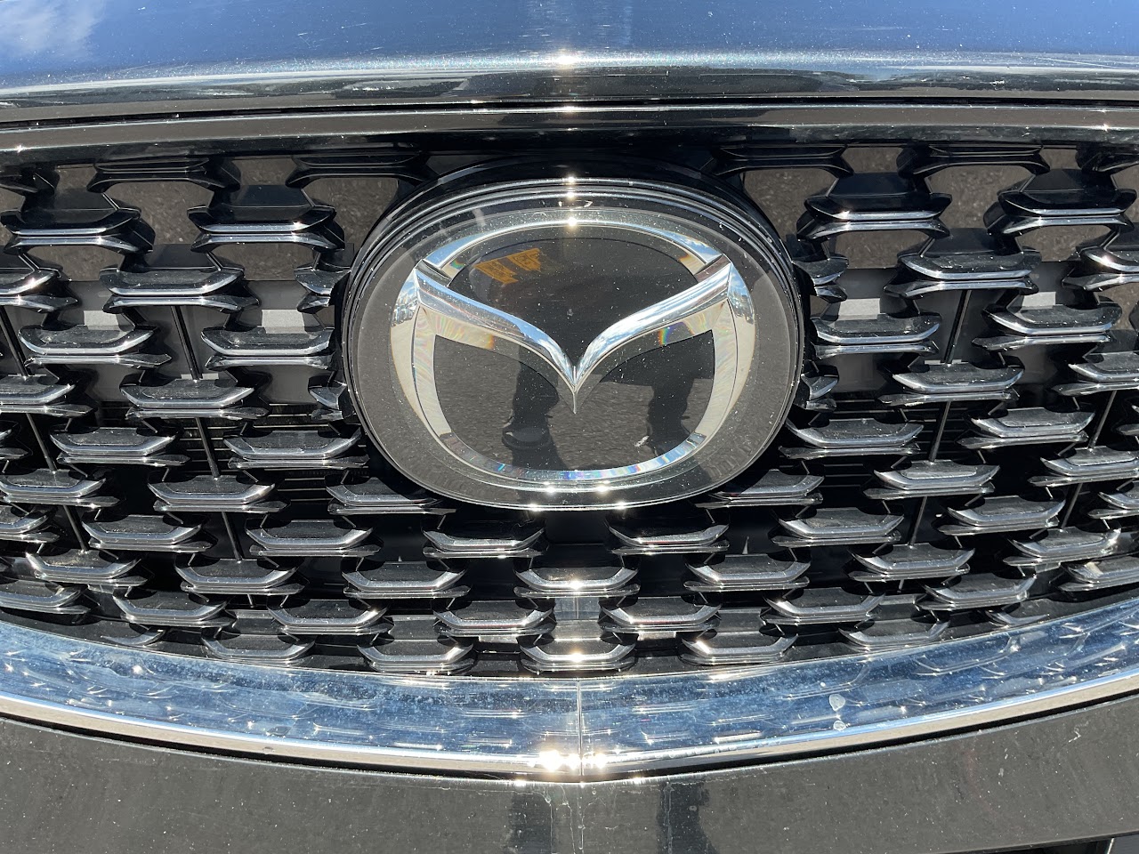 2025 Mazda CX-5 — photo 16 of 33