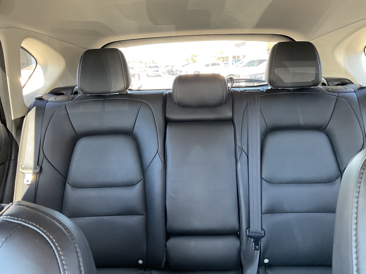 2025 Mazda CX-5 — photo 28 of 42