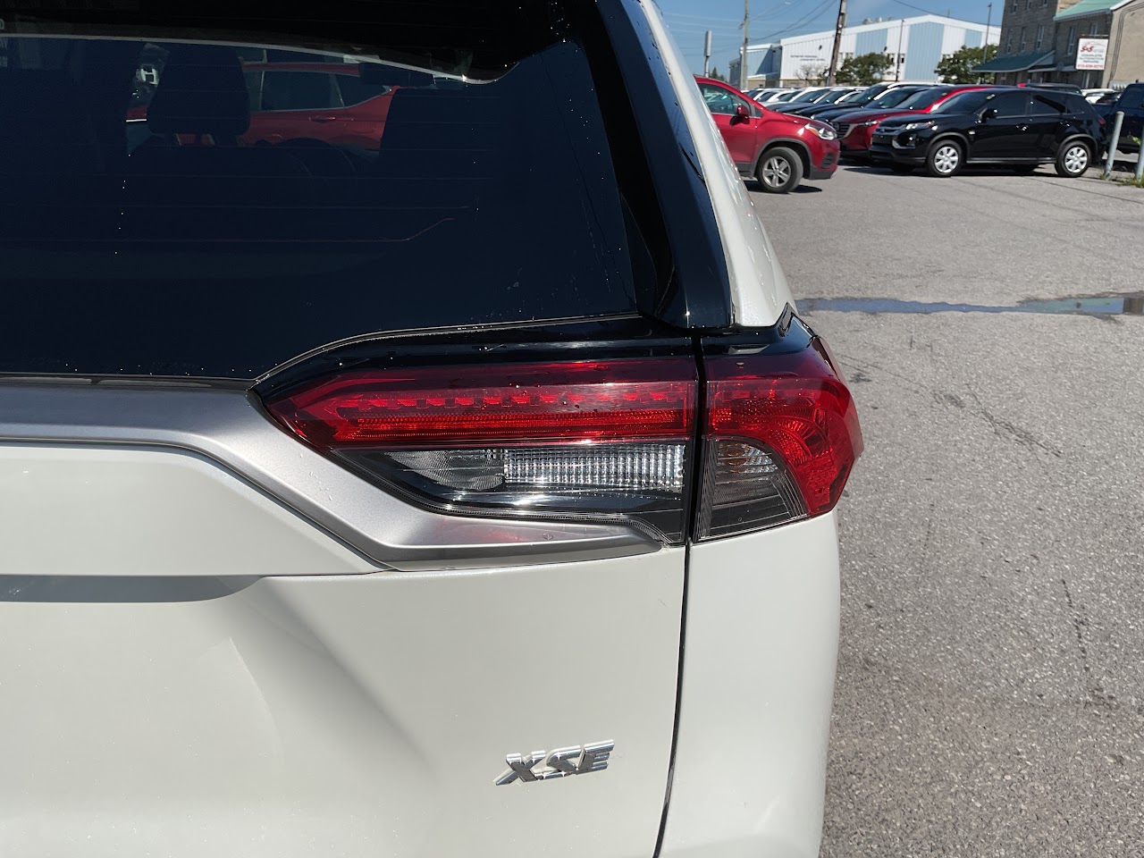 2022 Toyota RAV4 — photo 15 de 32
