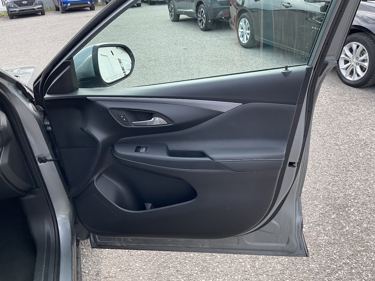 2025 Buick Envista — photo 30 de 32