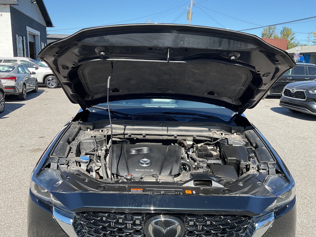 2025 Mazda CX-5 — photo 22 of 42