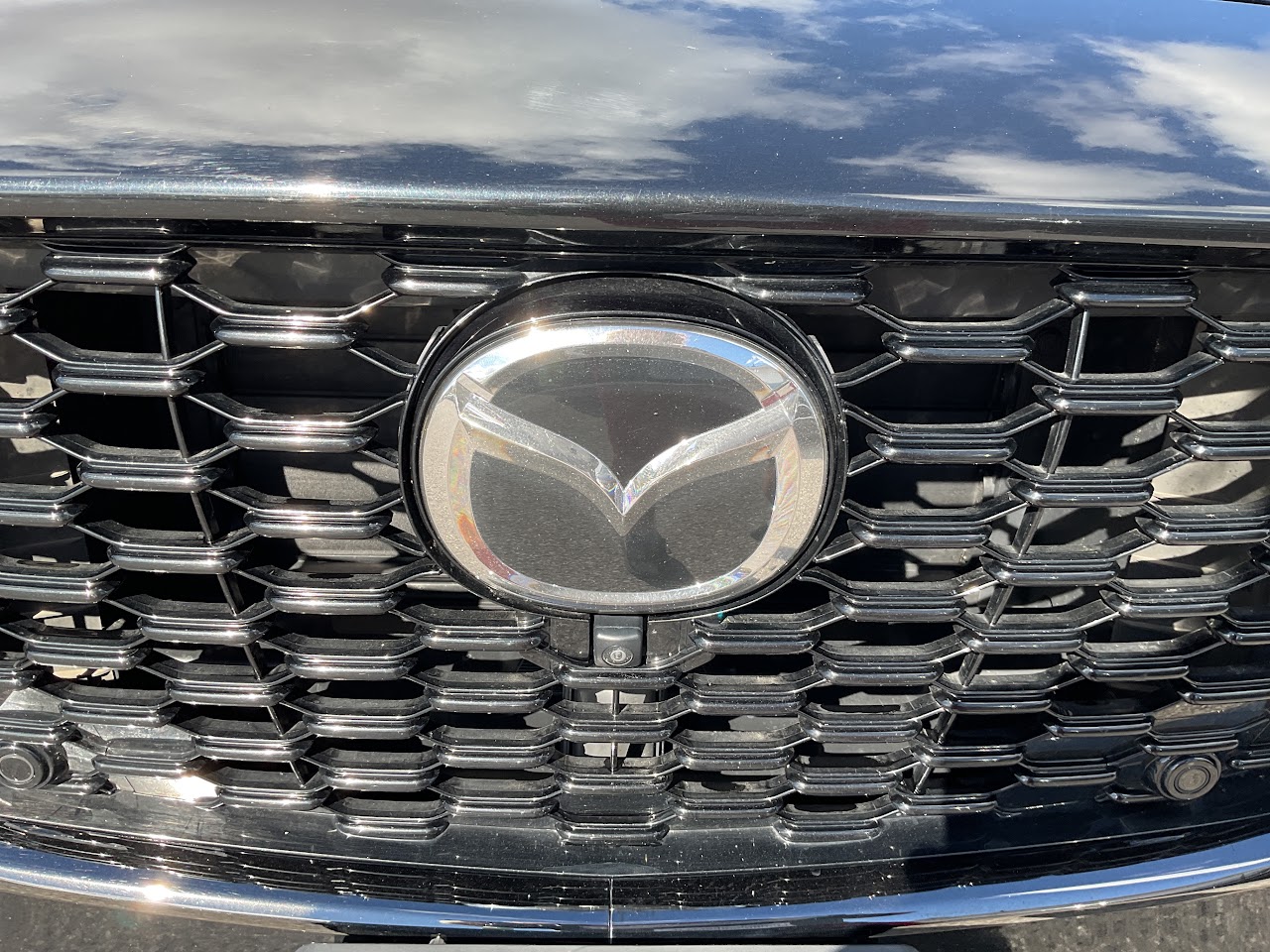 2025 Mazda CX-70 — photo 12 of 34