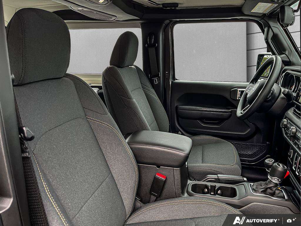 2026 Jeep Wrangler — photo 21 de 24